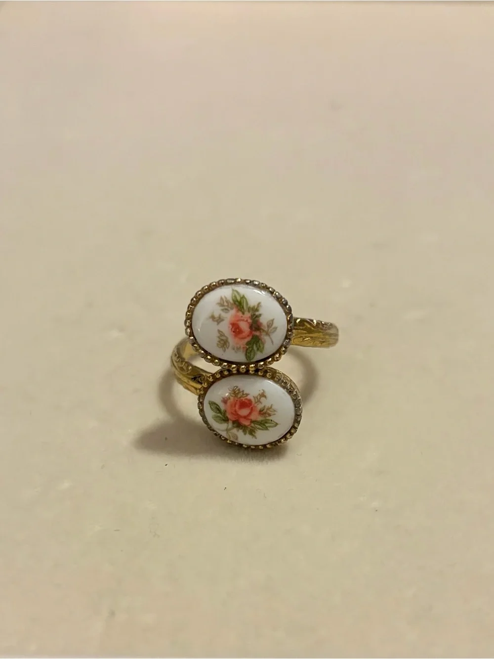 Vintage Sarah Coventry Sweet Briar Porcelain Rose Ring Adjustable- Cottagecore - Picture 1 of 9
